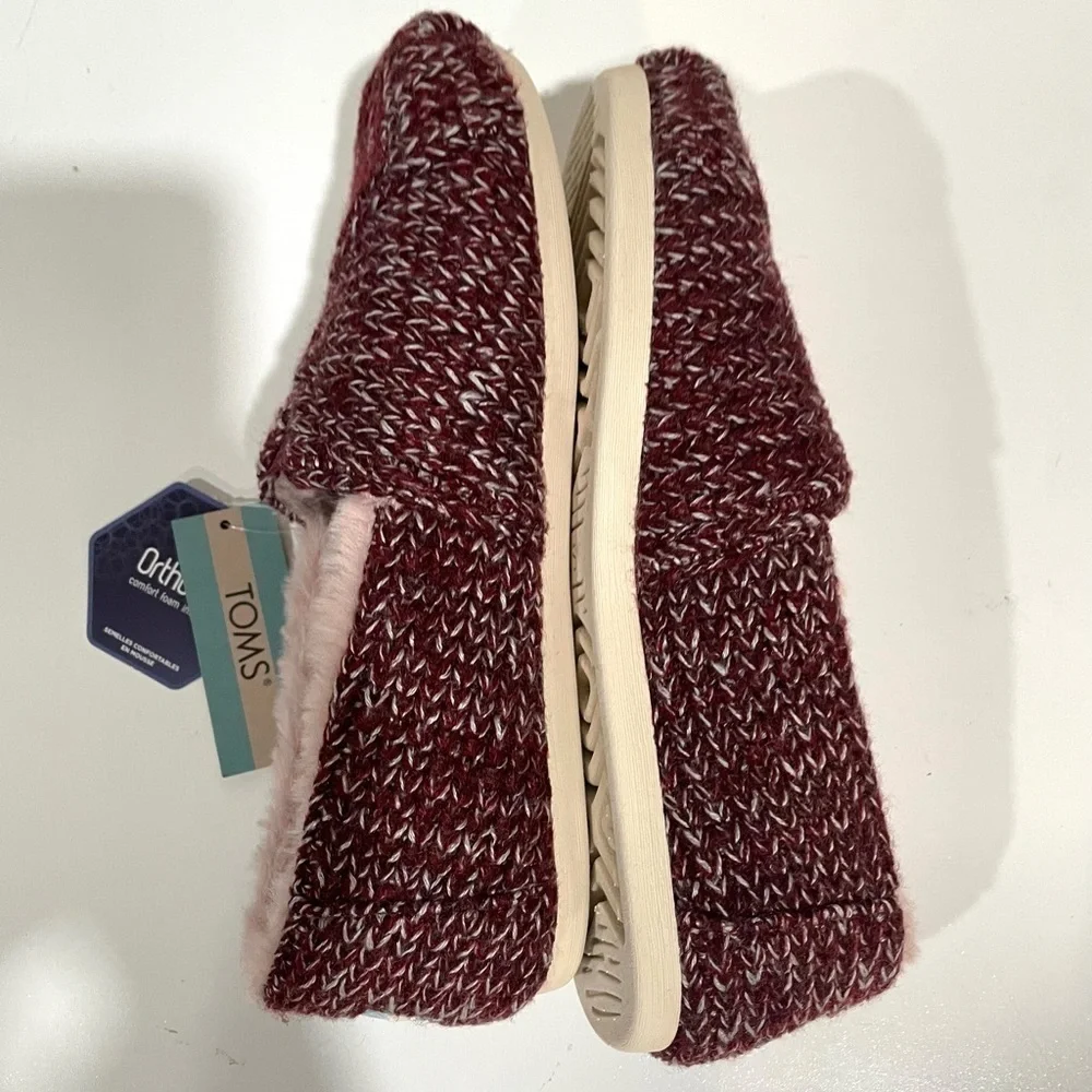 TOMS Womens Alpargata cozy Fleece Slip On Flats Casual - Red/ burgundy size 7